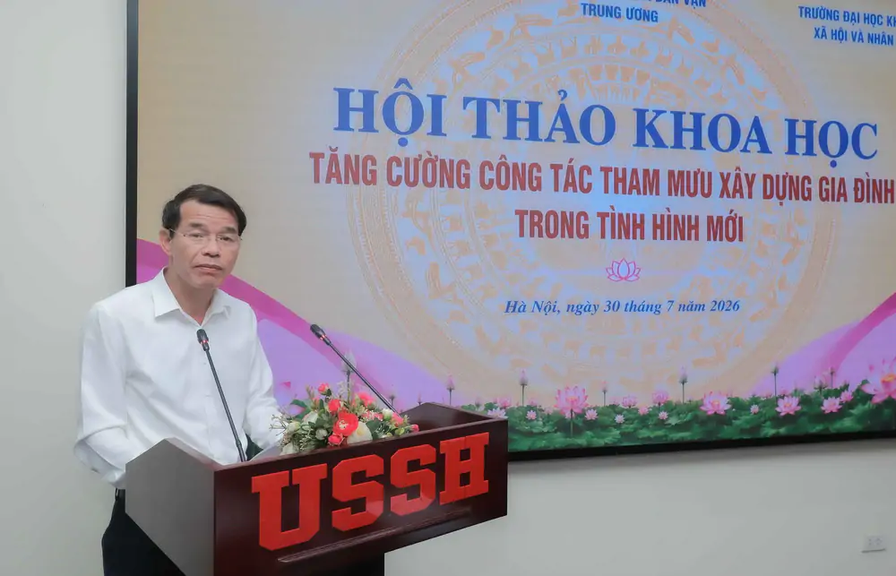 Đặt gia đình vào trung tâm chiến lược phát triển đất nước - Ảnh 1.