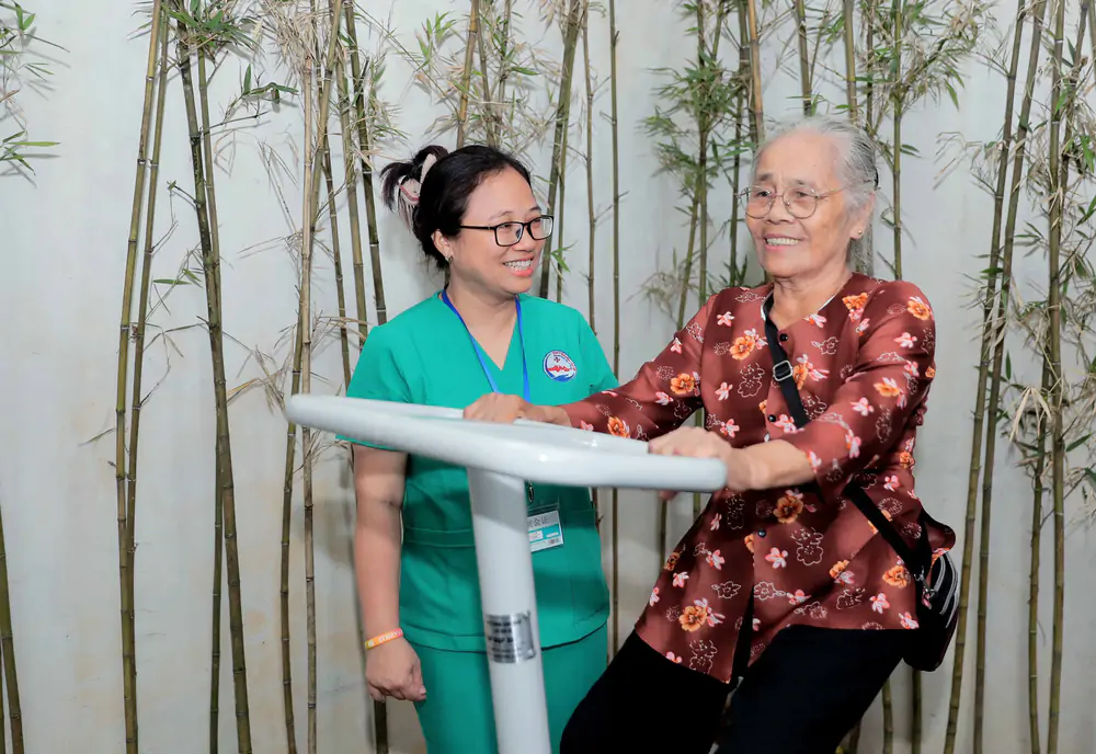 Đặt gia đình vào trung tâm chiến lược phát triển đất nước - Ảnh 7.