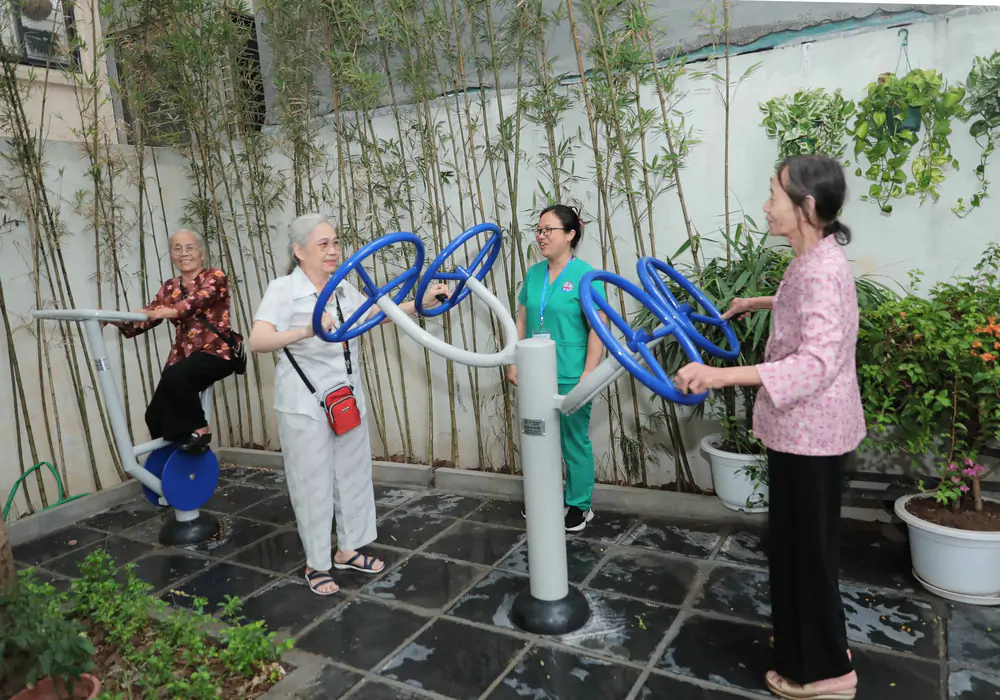 Đặt gia đình vào trung tâm chiến lược phát triển đất nước - Ảnh 6.
