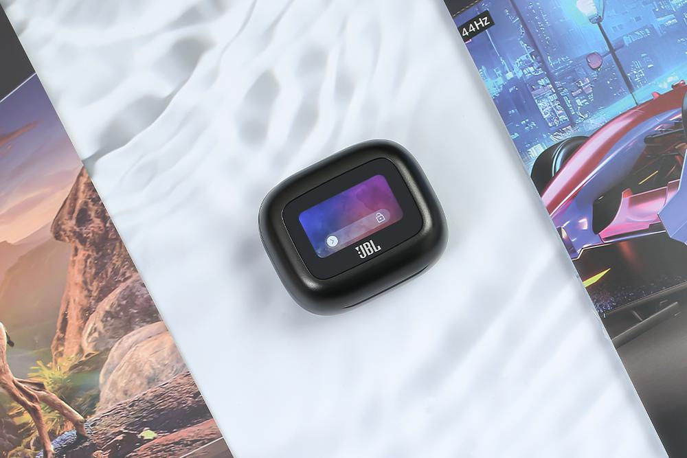 JBL Wave Beam 2 có phải tai nghe TWS dễ mua nhất của JBL? - Ảnh 2. JBL Wave Beam 2 có phải tai nghe TWS dễ mua nhất của JBL? - Ảnh 2.