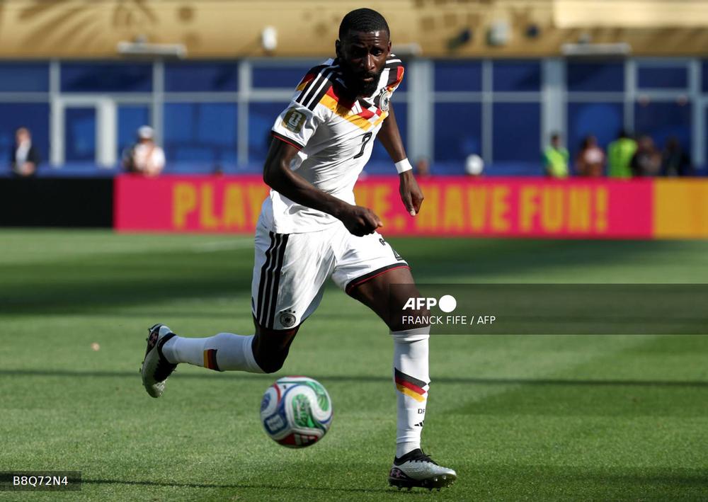 Rüdiger có thể vẫn ở lại tuyển Đức sau World Cup 2026. Ảnh: AFP/TTXVN Rüdiger có thể vẫn ở lại tuyển Đức sau World Cup 2026. Ảnh: AFP/TTXVN