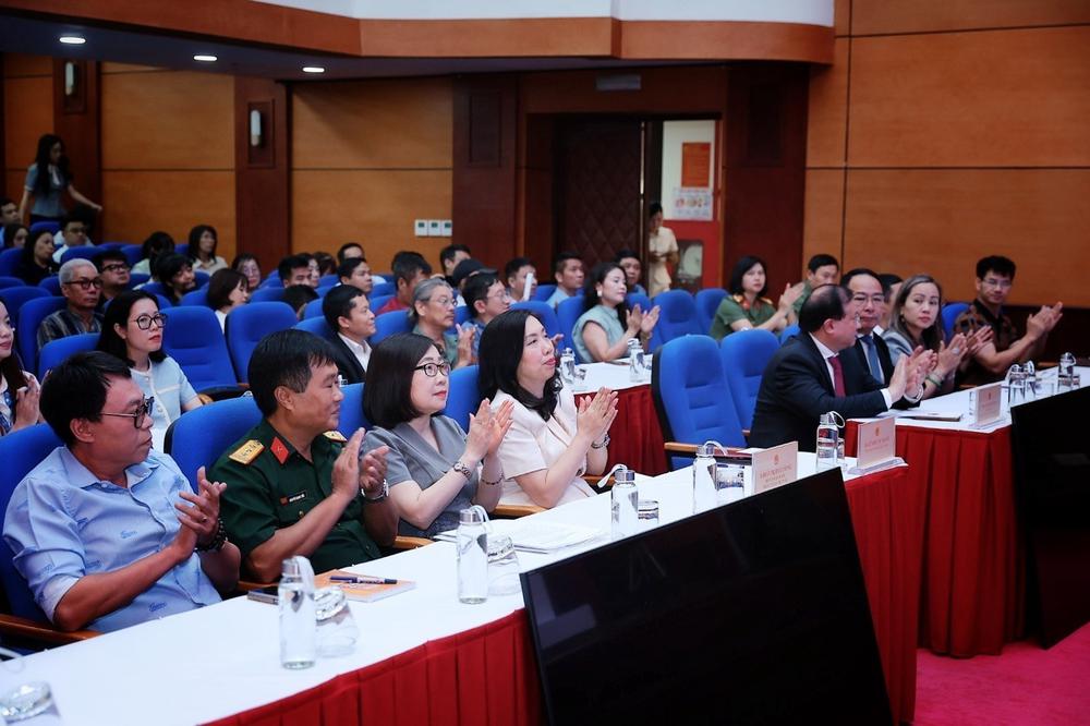 Phát động sáng tác biểu trưng APEC Việt Nam 2027 - Ảnh 3.