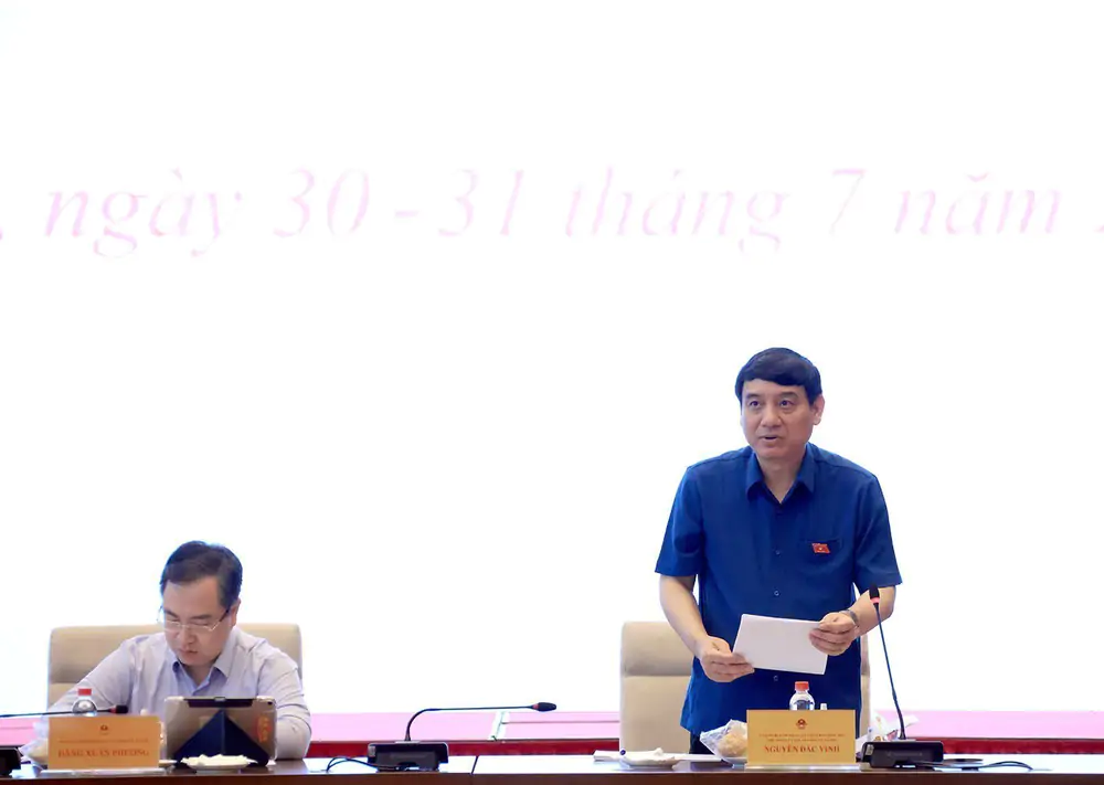 Tiếp tục Phiên họp toàn thể lần thứ ba Uỷ ban Văn hoá và Xã hội của Quốc hội - Ảnh 2.