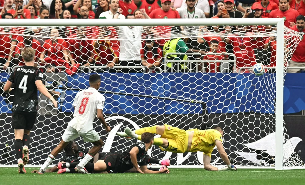 TRỰC TIẾP bóng đá Canada vs Morocco: Ounahi lập cú đúp (H2, 0-2) - Ảnh 3. TRỰC TIẾP bóng đá Canada vs Morocco: Ounahi lập cú đúp (H2, 0-2) - Ảnh 3.