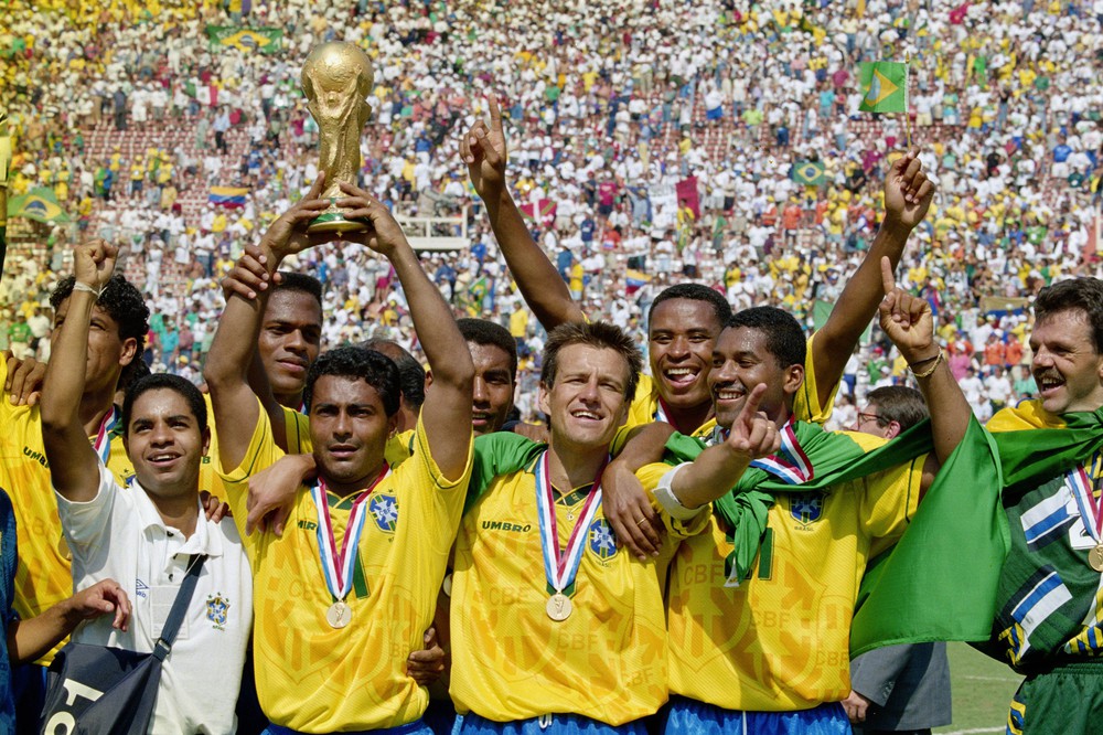 Cà phê World Cup: Khi Ancelotti phải “phản bội” Ronaldo và Pele - Ảnh 1. Cà phê World Cup: Khi Ancelotti phải “phản bội” Ronaldo và Pele - Ảnh 1.