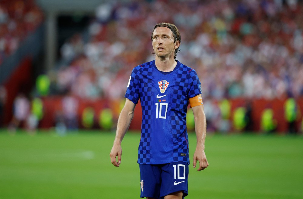 Modric sẵn sàng tiếp tục gắn bó với AC Milan. Ảnh: AFP