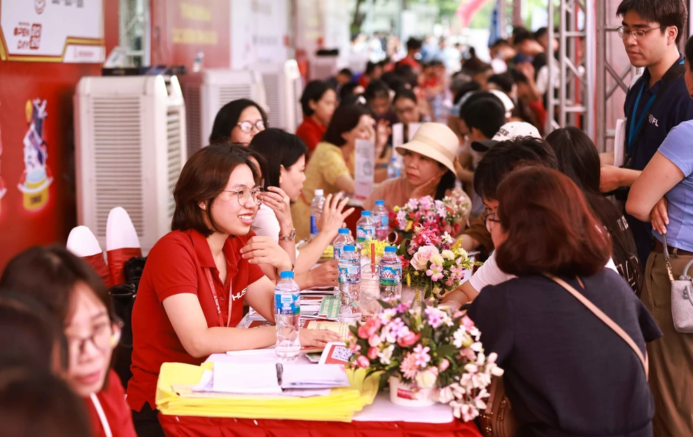 Thí sinh cần thực hiện đầy đủ quy trình đăng ký xét tuyển đại học, cao đẳng 2026 - Ảnh 2. Thí sinh cần thực hiện đầy đủ quy trình đăng ký xét tuyển đại học, cao đẳng 2026 - Ảnh 2.