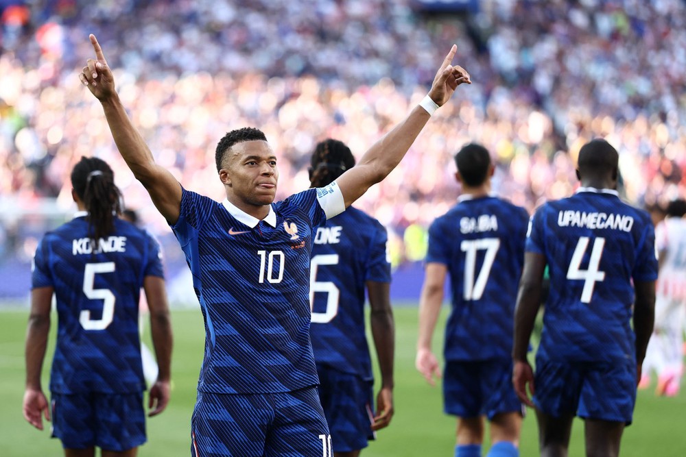 Đáp trả mọi khiêu khích bằng nụ cười, Mbappe cho thấy sự trưởng thành ở World Cup 2026 - Ảnh 3.