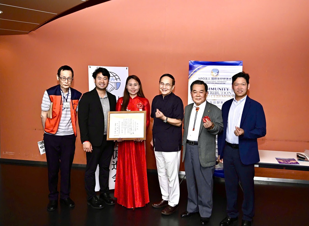 Đại diện Việt Nam là người nước ngoài duy nhất nhận Giải thưởng “Cộng đồng cho Công dân Toàn cầu” 2026 - Ảnh 3. Đại diện Việt Nam là người nước ngoài duy nhất nhận Giải thưởng “Cộng đồng cho Công dân Toàn cầu” 2026 - Ảnh 3.