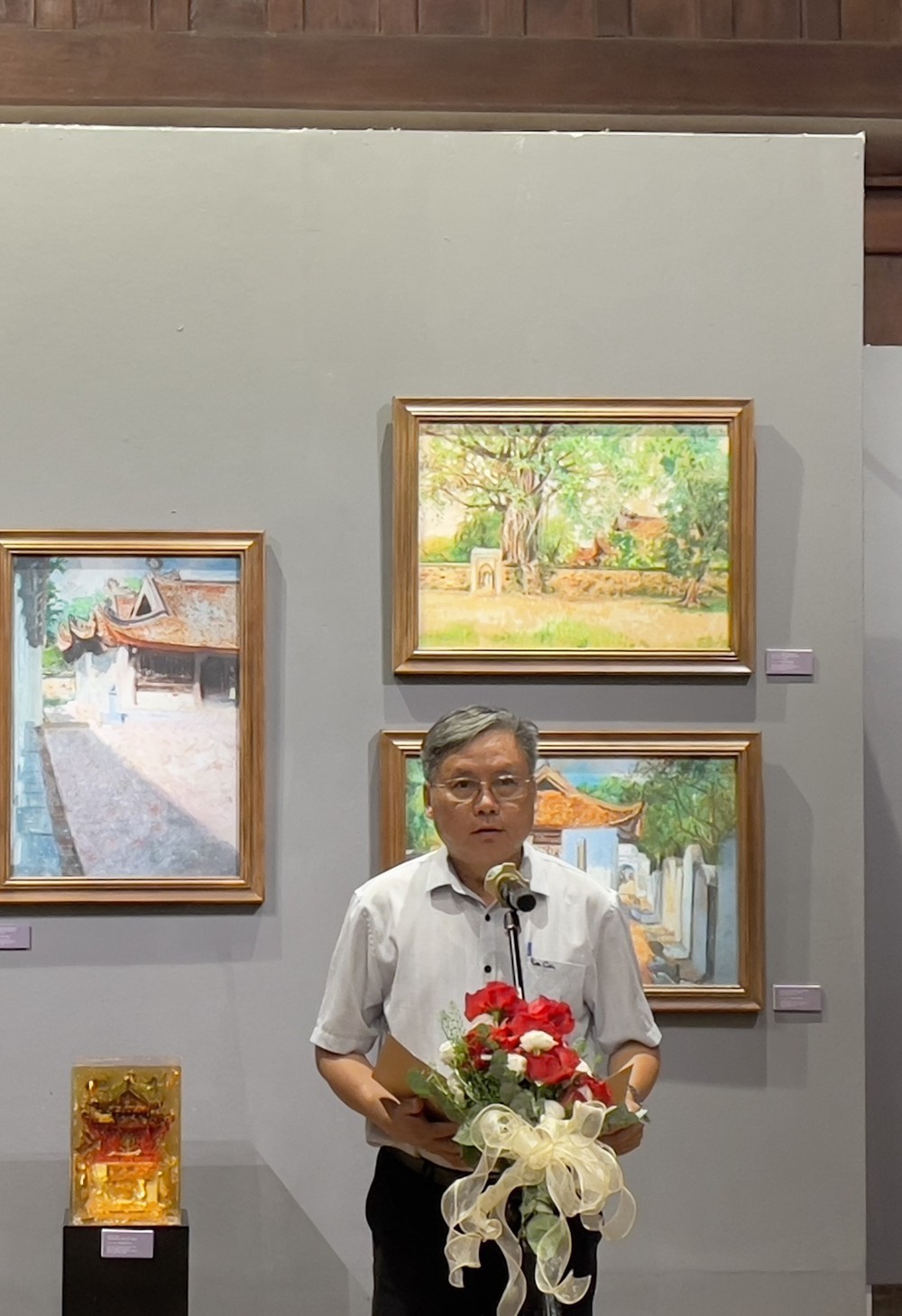 60 tác phẩm nghệ thuật tôn vinh giá trị Văn Miếu - Quốc Tử Giám - Ảnh 1.
