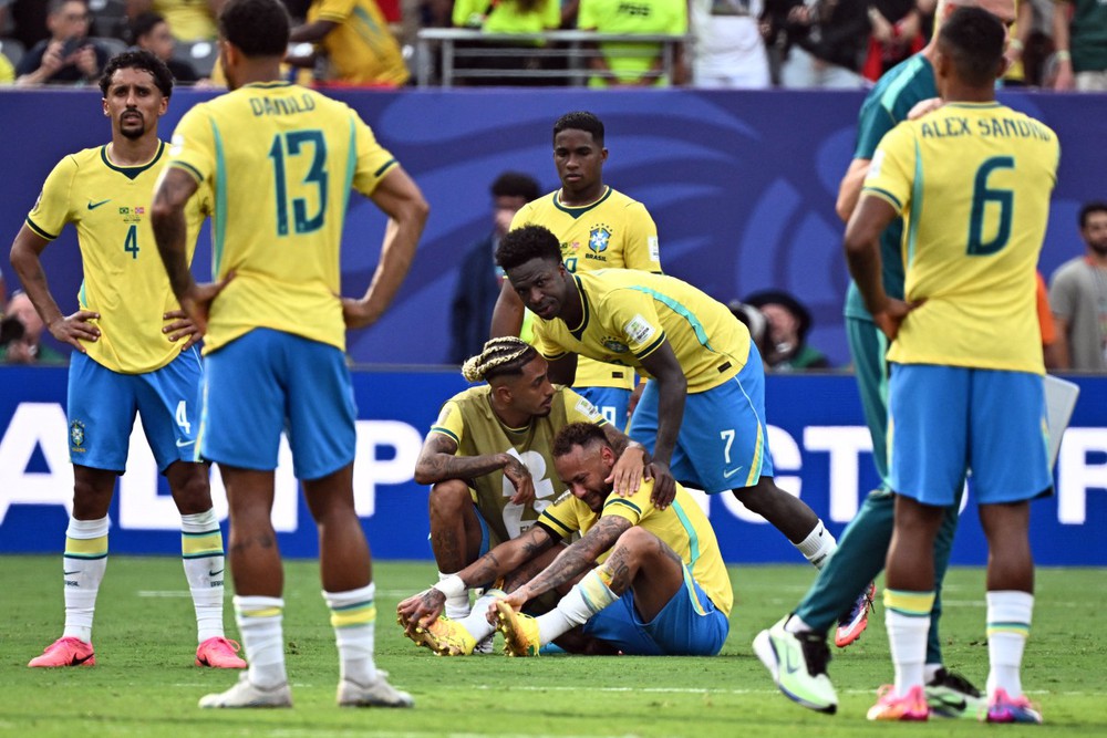 Sau Khi Giành Chức Vô Địch World Cup 2002, Đội Tuyển Brazil Trải Qua 6 Kỳ World Cup Liên Tiếp Bị Đánh Bại Ở Vòng Loại Trực Tiếp Bởi Các Đội Bóng Châu Âu. Ảnh; Afp