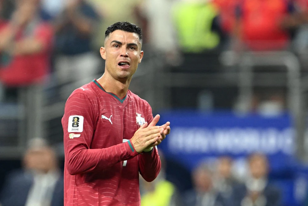 Nhà báo Anh Ngọc: Ronaldo, tạm biệt và cảm ơn, trong ngày Tây Ban Nha chiến thắng - Ảnh 3. Ronaldo