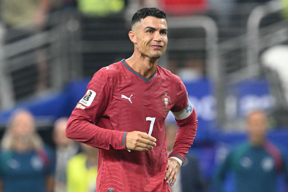 Nỗi buồn của Ronaldo. Ảnh: AFP Nỗi buồn của Ronaldo. Ảnh: AFP