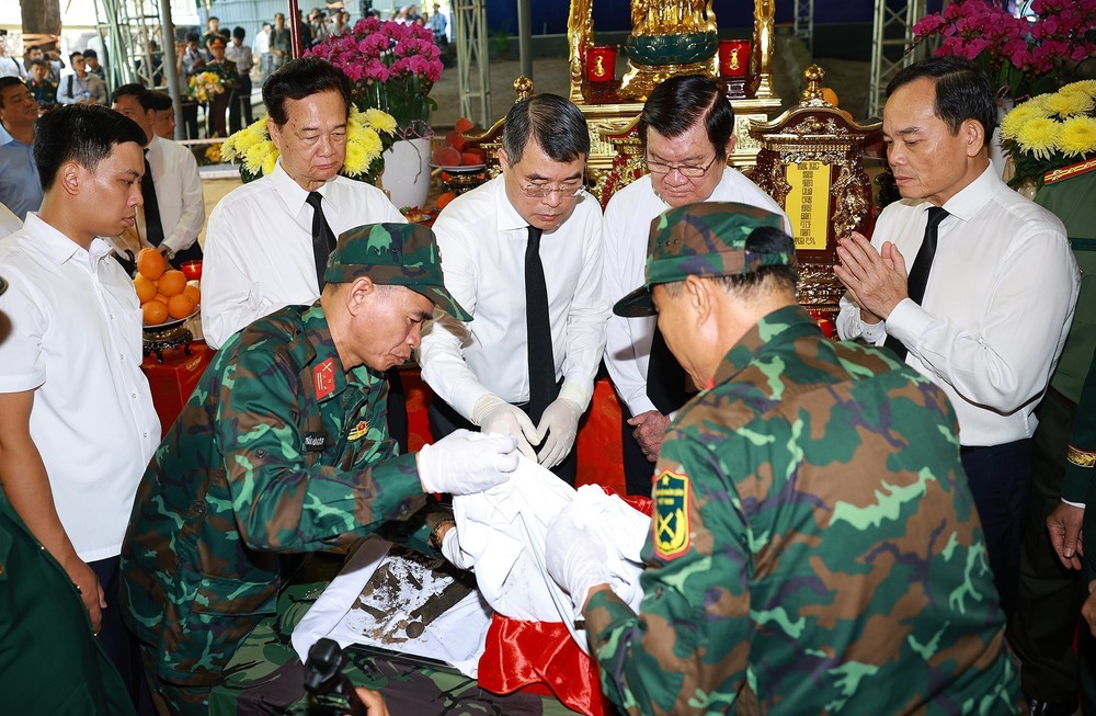 Nỗ lực tối đa quy tập, xác định danh tính hài cốt liệt sĩ tại Công viên Lê Thị Riêng - Ảnh 3. Nỗ lực tối đa quy tập, xác định danh tính hài cốt liệt sĩ tại Công viên Lê Thị Riêng - Ảnh 3.