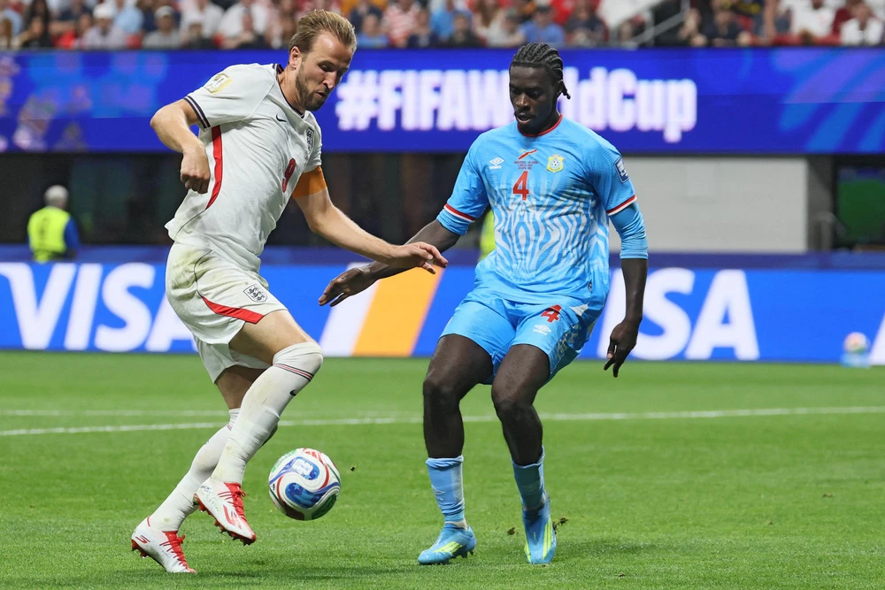 Ngôi sao tuyển Anh - Jordan Henderson và những chấn thương kỳ lạ nhất lịch sử bóng đá - Ảnh 4. Ngôi sao tuyển Anh - Jordan Henderson và những chấn thương kỳ lạ nhất lịch sử bóng đá - Ảnh 4.