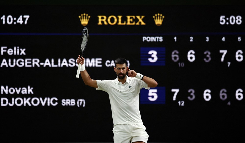 Kết quả Wimbledon 2026 hôm nay ngày 8/7: Djokovic vào bán kết sau 5 set đấu nhọc nhằn - Ảnh 1. Kết quả Wimbledon 2026 hôm nay ngày 8/7: Djokovic vào bán kết sau 5 set đấu nhọc nhằn - Ảnh 1.
