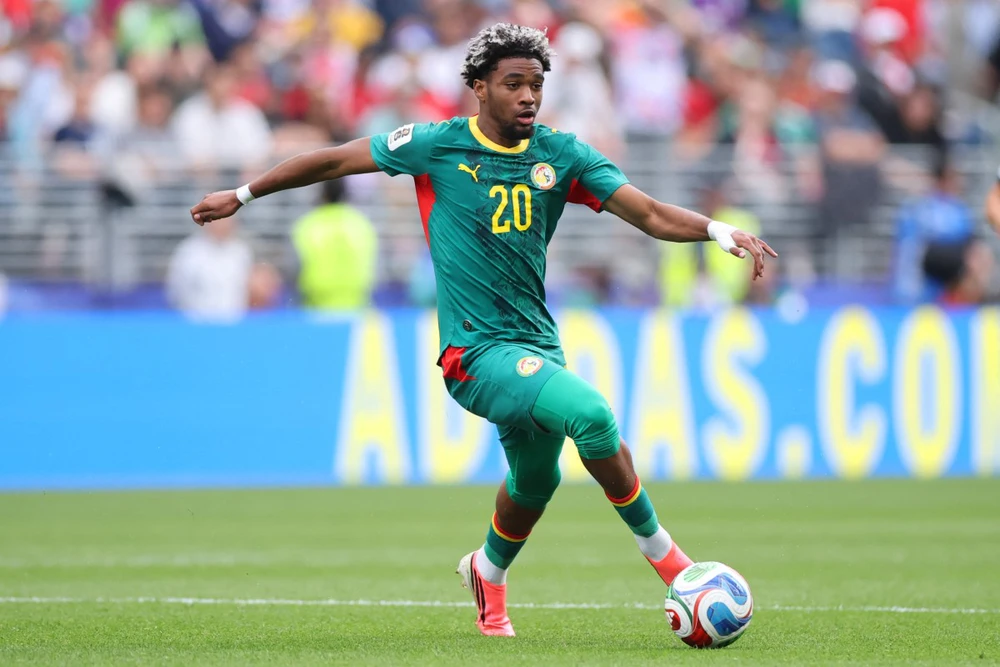 Tin chuyển nhượng hôm nay 7/7: Sao World Cup 2026 bị thổi giá 100 triệu bảng, Liverpool chiêu mộ đội trưởng Scotland - Ảnh 4. Tin chuyển nhượng hôm nay 7/7: Sao World Cup 2026 bị thổi giá 100 triệu bảng, Liverpool chiêu mộ đội trưởng Scotland - Ảnh 4.