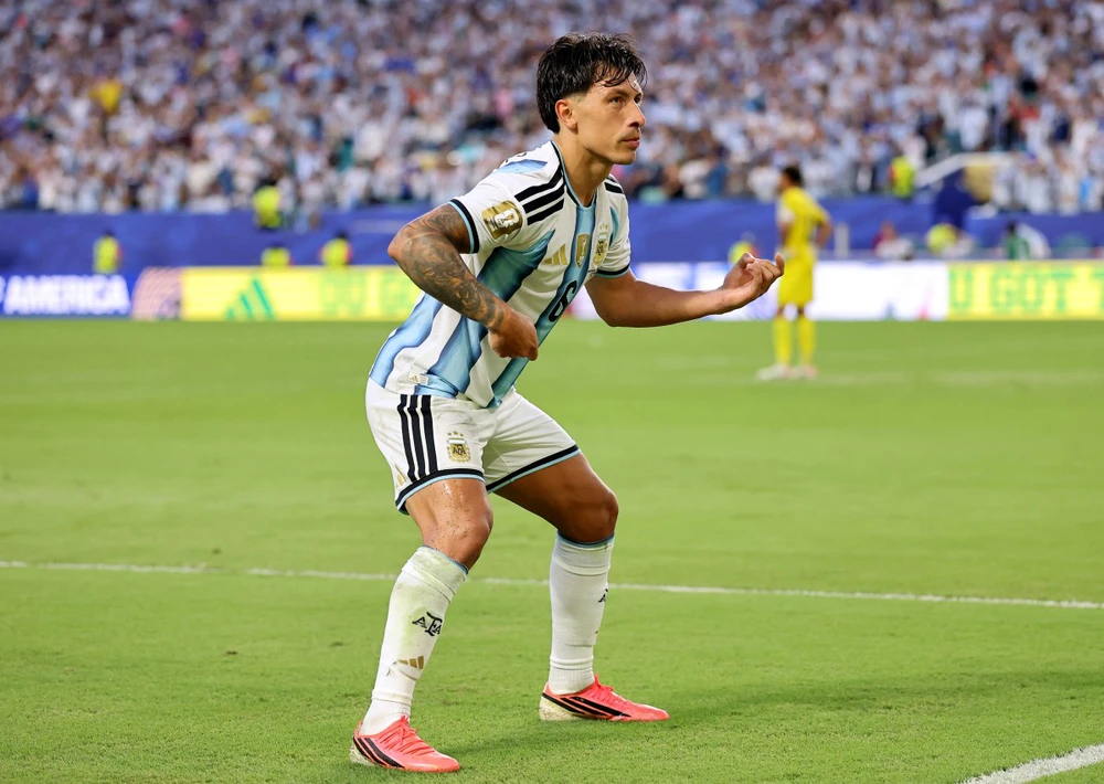 Cuộc chiến ngôi sao Argentina vs Ai Cập (vòng 16 đội World Cup 2026): Lisandro sẽ khóa chặt Salah? - Ảnh 2. World Cup 2026