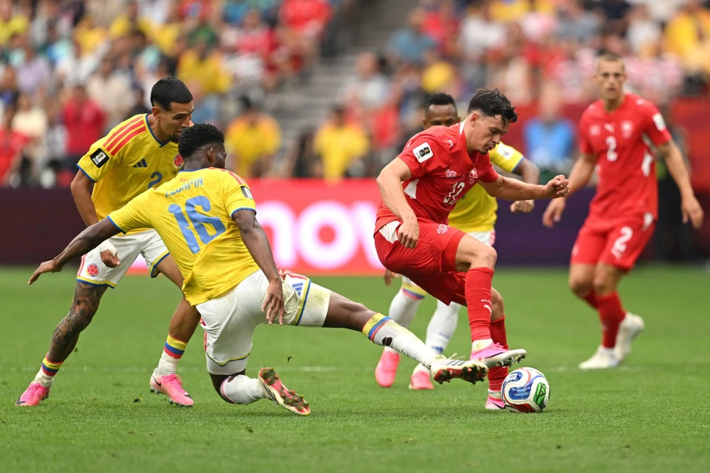 TRỰC TIẾP bóng đá Thụy Sĩ vs Colombia (0-0 HP): Chật vật giành vé tứ kết - Ảnh 4.