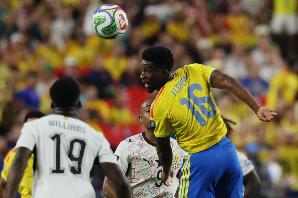 VIDEO clip highlight bàn thắng trận Thụy Sĩ vs Colombia (Vòng 16 đội World Cup 2026) - Ảnh 1. VIDEO clip highlight bàn thắng trận Thụy Sĩ vs Colombia (Vòng 16 đội World Cup 2026) - Ảnh 1.