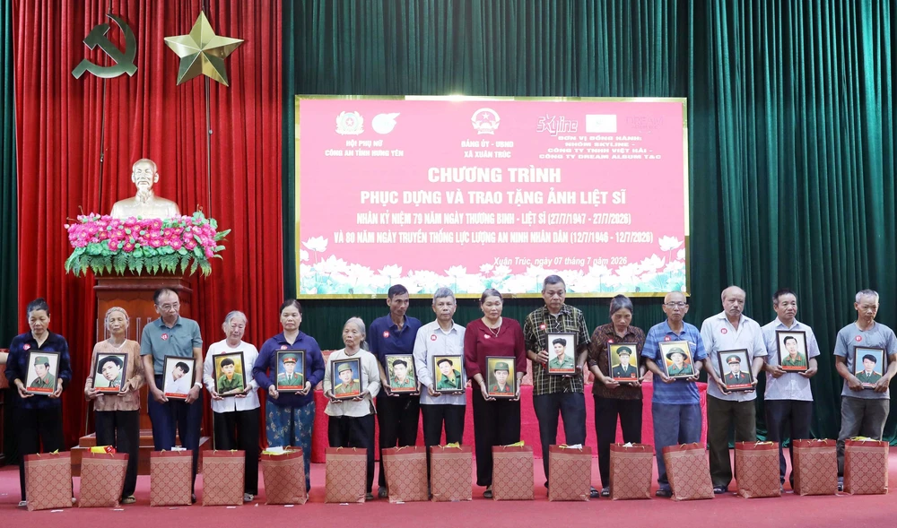 Phục dựng ảnh liệt sỹ - nối dài hành trình tri ân - Ảnh 8. Phục dựng ảnh liệt sỹ - nối dài hành trình tri ân - Ảnh 8.