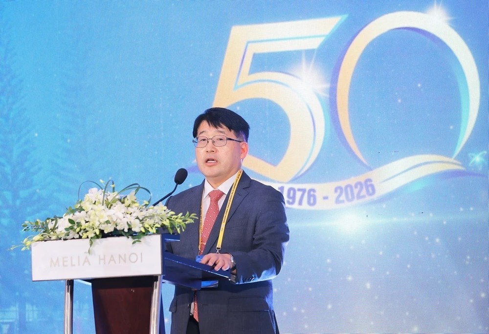 Phó Thủ tướng Hồ Quốc Dũng: Đưa khoa học hạt nhân trở thành động lực then chốt cho sự phát triển đất nước - Ảnh 9. Phó Thủ tướng Hồ Quốc Dũng: Đưa khoa học hạt nhân trở thành động lực then chốt cho sự phát triển đất nước - Ảnh 9.