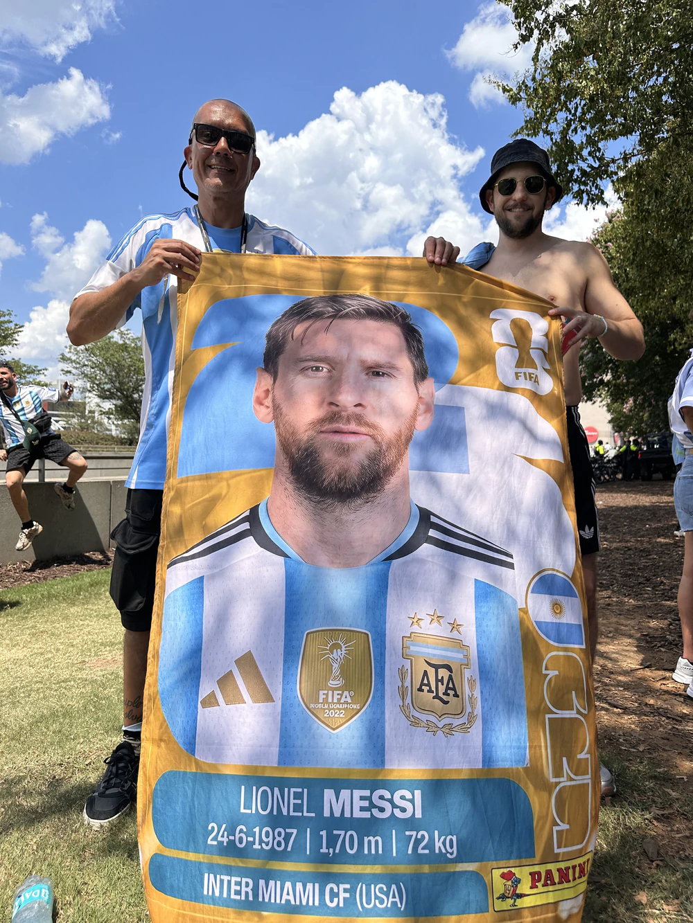 Kí sự World Cup: Xuống “địa ngục” và trở về theo phong cách Argentina - Ảnh 1. Kí sự World Cup: Xuống “địa ngục” và trở về theo phong cách Argentina - Ảnh 1.