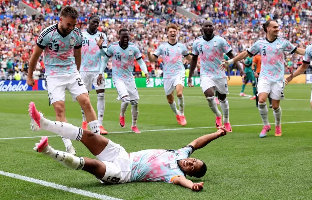 ĐT Bỉ tiếp tục phản ứng gay gắt với FIFA trước thềm tứ kết World Cup 2026 - Ảnh 1. ĐT Bỉ tiếp tục phản ứng gay gắt với FIFA trước thềm tứ kết World Cup 2026 - Ảnh 1.