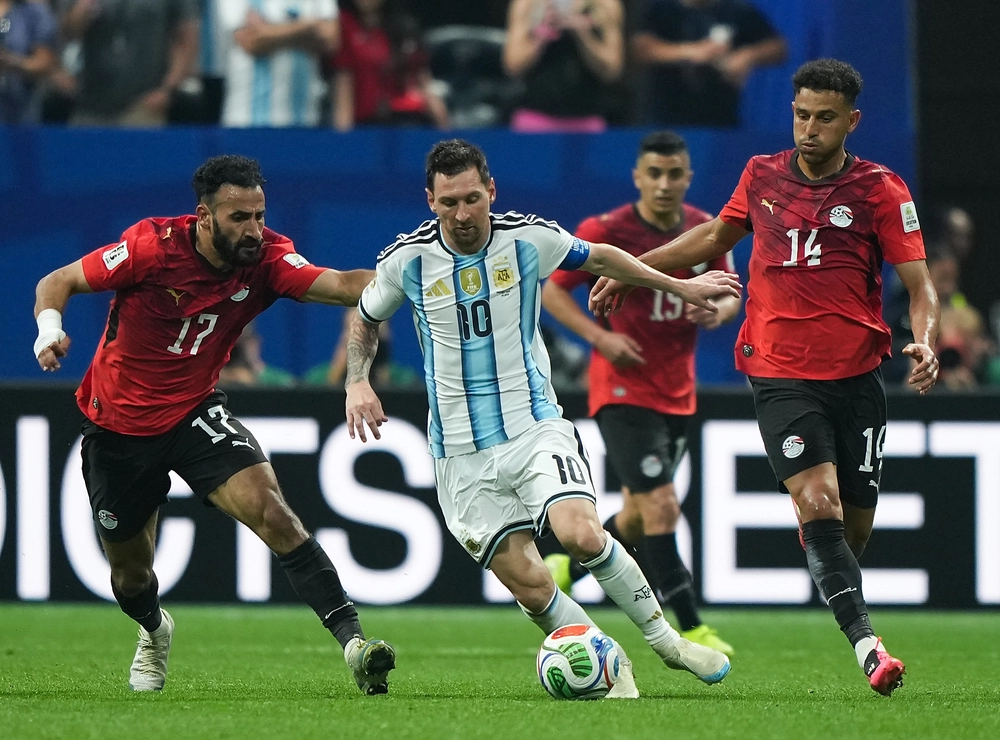 HLV Phạm Thành Lương: “Messi đã thể hiện đẳng cấp vượt trội trước Ai Cập” - Ảnh 1. HLV Phạm Thành Lương: “Messi đã thể hiện đẳng cấp vượt trội trước Ai Cập” - Ảnh 1.