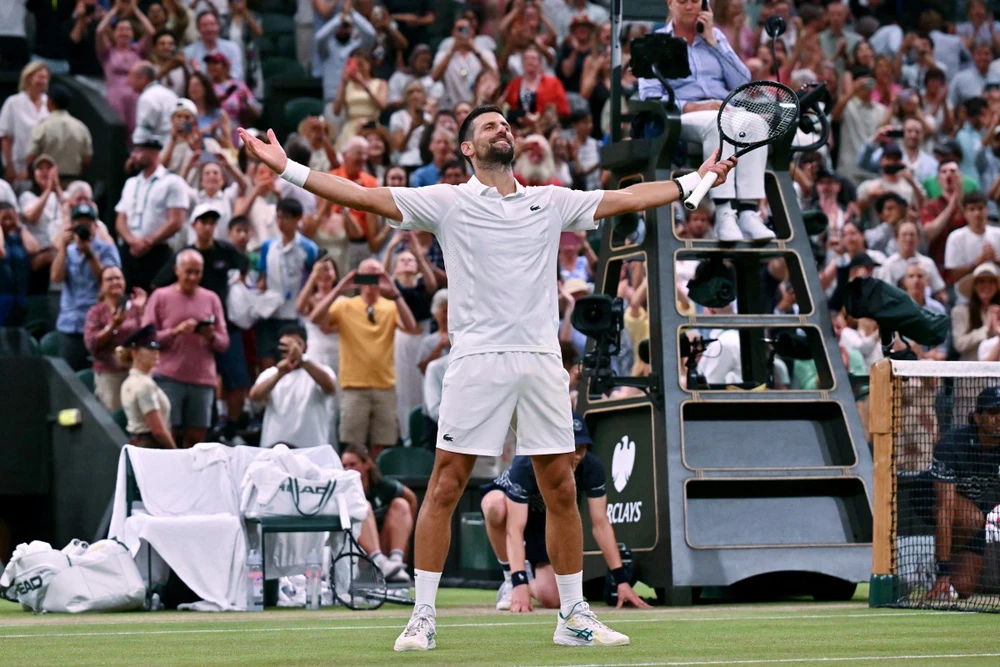 Djokovic nổi giận vì quyết định gây tranh cãi tại Wimbledon 2026 - Ảnh 3. Djokovic nổi giận vì quyết định gây tranh cãi tại Wimbledon 2026 - Ảnh 3.