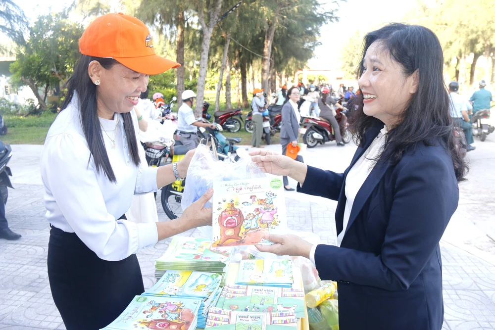 Đặc khu Phú Quý tiên phong xây dựng môi trường du lịch xanh - Ảnh 2. Đặc khu Phú Quý tiên phong xây dựng môi trường du lịch xanh - Ảnh 2.