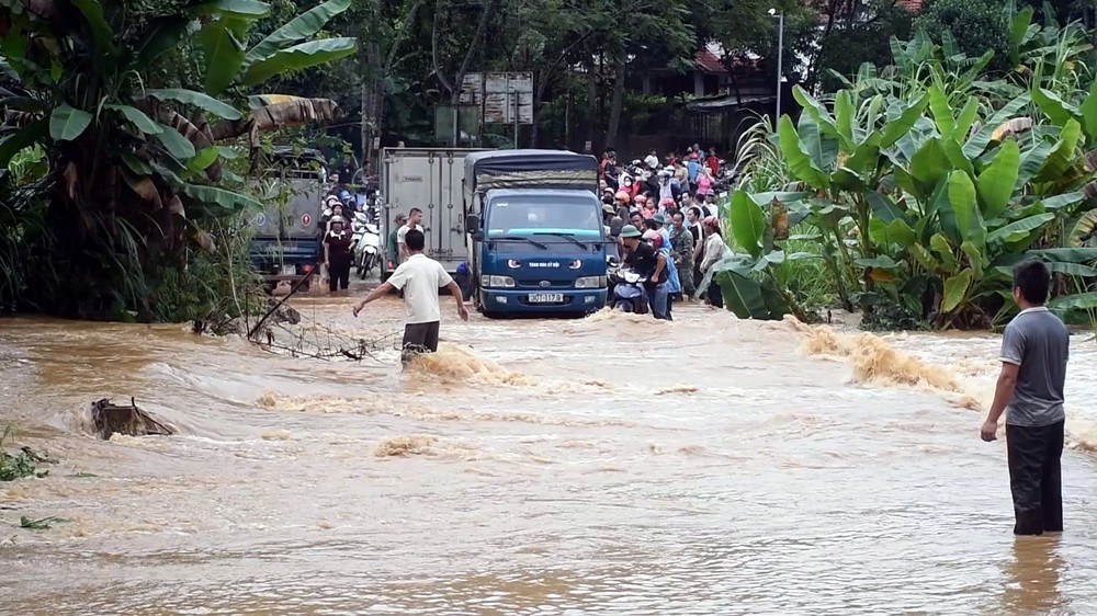 Các tỉnh miền núi phía Bắc chủ động ứng phó với mưa lớn, lũ quét và sạt lở - Ảnh 1.