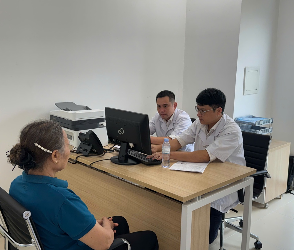 BV Việt Đức cơ sở Ninh Bình mở cửa mang kỹ thuật y tế chuyên sâu đến gần nhân dân - Ảnh 4. BV Việt Đức cơ sở Ninh Bình mở cửa mang kỹ thuật y tế chuyên sâu đến gần nhân dân - Ảnh 4.