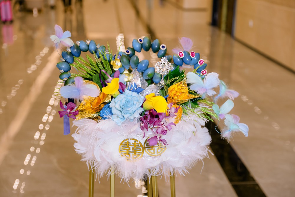 Rộn ràng chuyện cưới hỏi cùng BST "Đóa hoa vàng dưới biển xanh" - Ảnh 4. Rộn ràng chuyện cưới hỏi cùng BST "Đóa hoa vàng dưới biển xanh" - Ảnh 4.