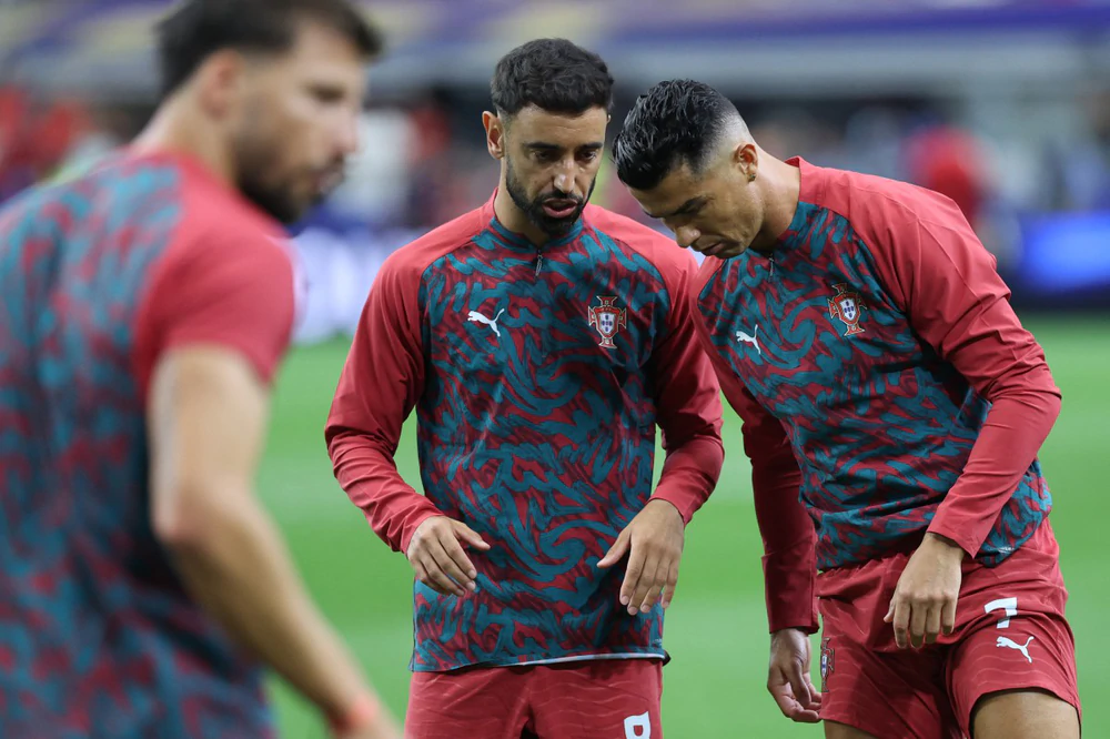 Tin nóng thể thao sáng 10/7: Mbappe lập kỷ lục buồn tại World Cup 2026, HLV Hàn Quốc tiết lộ bị đe dọa - Ảnh 3. Tin nóng thể thao sáng 10/7: Mbappe lập kỷ lục buồn tại World Cup 2026, HLV Hàn Quốc tiết lộ bị đe dọa - Ảnh 3.