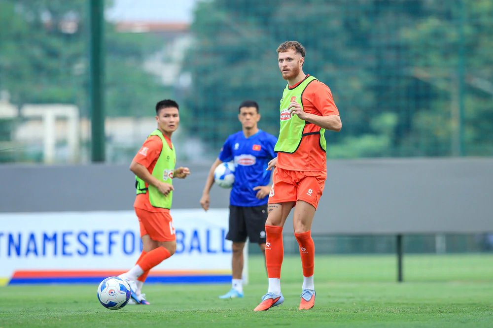Đội tuyển Việt Nam trước thềm ASEAN Cup 2026: Những làn gió mới và áp lực cạnh tranh vị trí - Ảnh 1. Đội tuyển Việt Nam trước thềm ASEAN Cup 2026: Những làn gió mới và áp lực cạnh tranh vị trí - Ảnh 1.