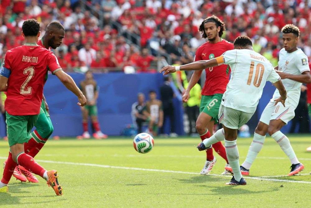 VIDEO clip highlight bàn thắng trận&nbsp;Pháp vs Morocco (tứ kết World Cup 2026) - Ảnh 5.