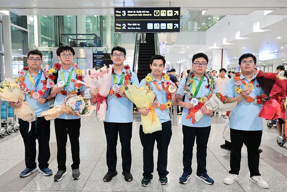 Thí sinh tốp 30% xuất sắc có cơ hội nhận học bổng Chính phủ trước khi nhập học - Ảnh 2. Thí sinh tốp 30% xuất sắc có cơ hội nhận học bổng Chính phủ trước khi nhập học - Ảnh 2.