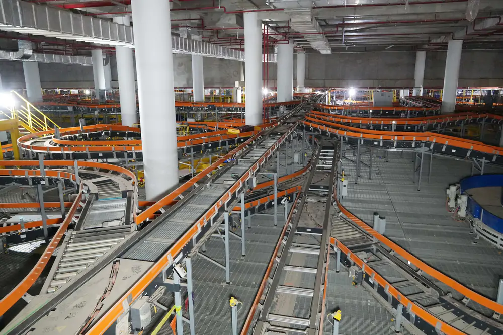 Tập trung hoàn thiện nhà ga sẵn sàng vận hành thử nghiệm sân bay long Thành - Ảnh 9.