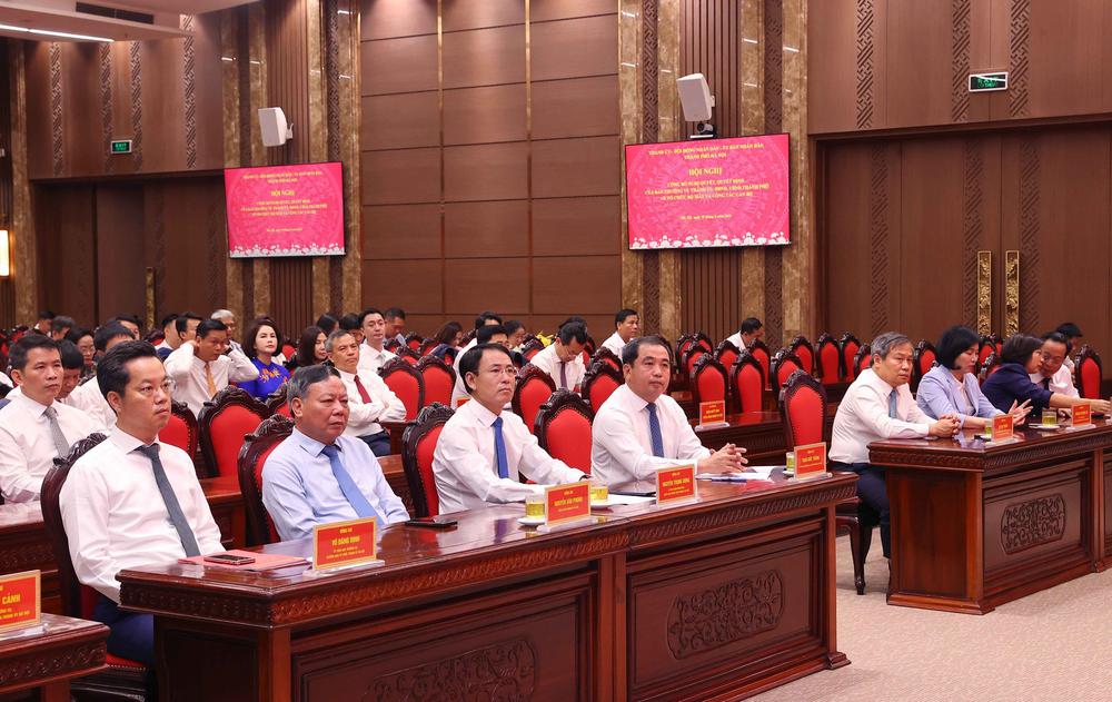 Hà Nội công bố 47 quyết định về công tác cán bộ sau sắp xếp bộ máy - Ảnh 5. Hà Nội công bố 47 quyết định về công tác cán bộ sau sắp xếp bộ máy - Ảnh 5.