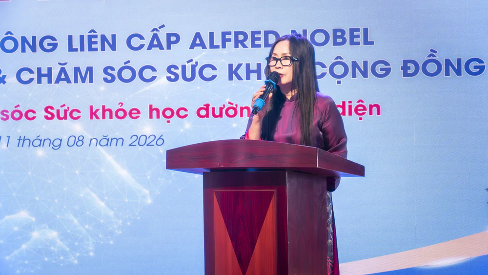 Xây dựng mô hình chăm sóc sức khỏe học đường toàn diện và chủ động - Ảnh 2. Xây dựng mô hình chăm sóc sức khỏe học đường toàn diện và chủ động - Ảnh 2.