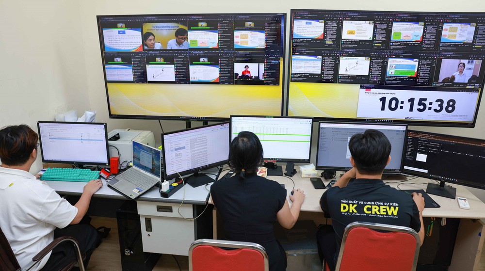 Hà Nội chủ động bảo đảm sách giáo khoa cho năm học mới 2026-2027 - Ảnh 2. Hà Nội chủ động bảo đảm sách giáo khoa cho năm học mới 2026-2027 - Ảnh 2.
