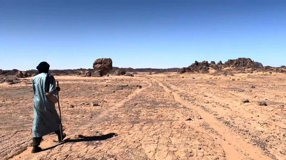 Tassili n’Ajjer - “Bảo tàng ngoài trời” trên sa mạc Sahara - Ảnh 6.