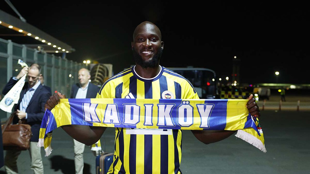 Lukaku chính thức gia nhập Fenerbahce. Ảnh: CLB Fenerbahce Lukaku chính thức gia nhập Fenerbahce. Ảnh: CLB Fenerbahce