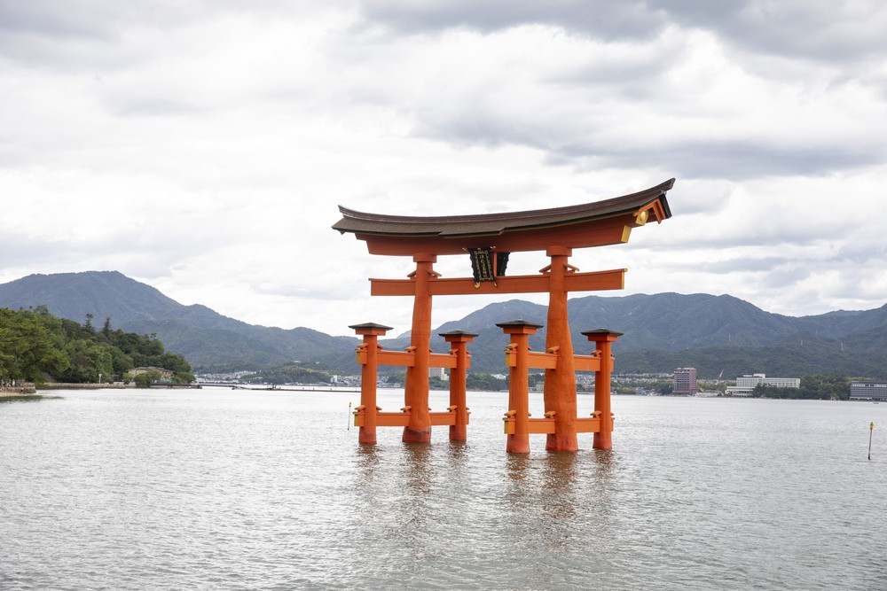 Đền Itsukushima – Tuyệt tác kiến trúc giữa biển trời Hiroshima, Nhật Bản - Ảnh 12. Đền Itsukushima – Tuyệt tác kiến trúc giữa biển trời Hiroshima, Nhật Bản - Ảnh 12.