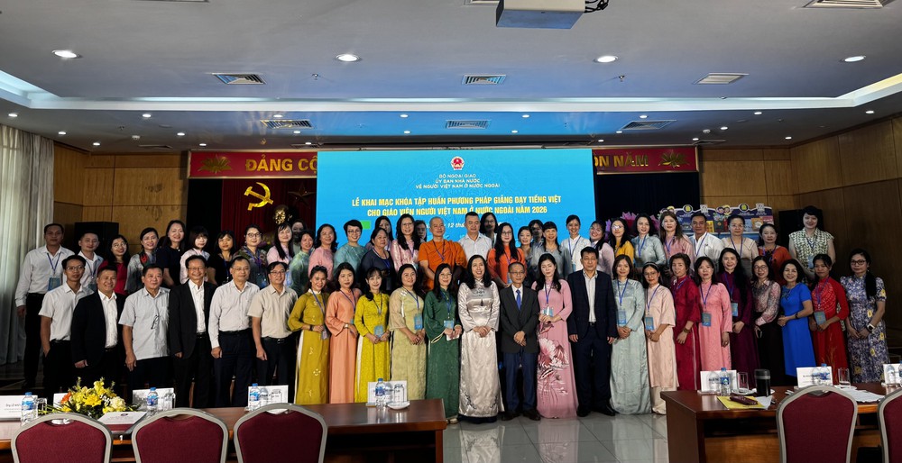 Lan tỏa mạnh mẽ tiếng Việt đến từng người Việt Nam ở nước ngoài - Ảnh 2. Lan tỏa mạnh mẽ tiếng Việt đến từng người Việt Nam ở nước ngoài - Ảnh 2.