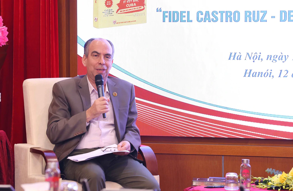Tọa đàm "Fidel Castro Ruz - Từ tuổi thơ đến huyền thoại" - Ảnh 3. Tọa đàm "Fidel Castro Ruz - Từ tuổi thơ đến huyền thoại" - Ảnh 3.