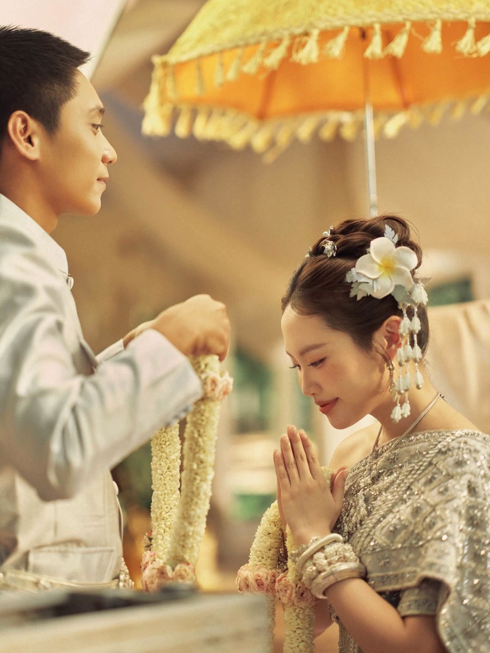 Phương Mỹ Chi kể chuyện tình yêu trong không gian văn hóa Khmer Nam Bộ - Ảnh 3. Phương Mỹ Chi kể chuyện tình yêu trong không gian văn hóa Khmer Nam Bộ - Ảnh 3.