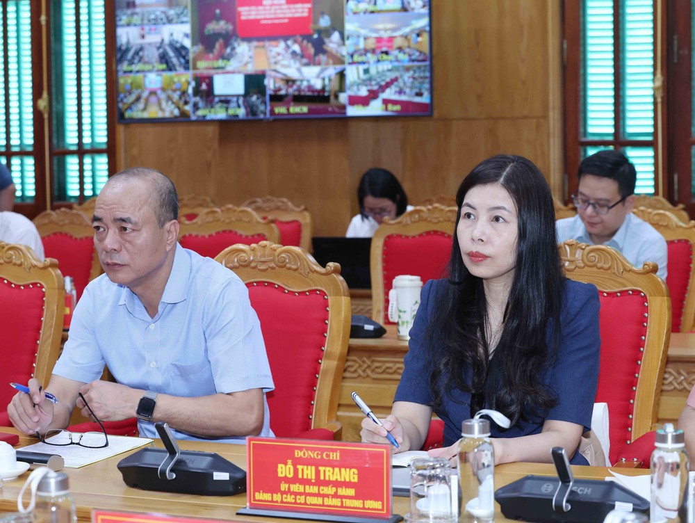 Đảng bộ TTXVN quán triệt, triển khai thực hiện Nghị quyết Trung ương 3, khóa XIV - Ảnh 7. Đảng bộ TTXVN quán triệt, triển khai thực hiện Nghị quyết Trung ương 3, khóa XIV - Ảnh 7.