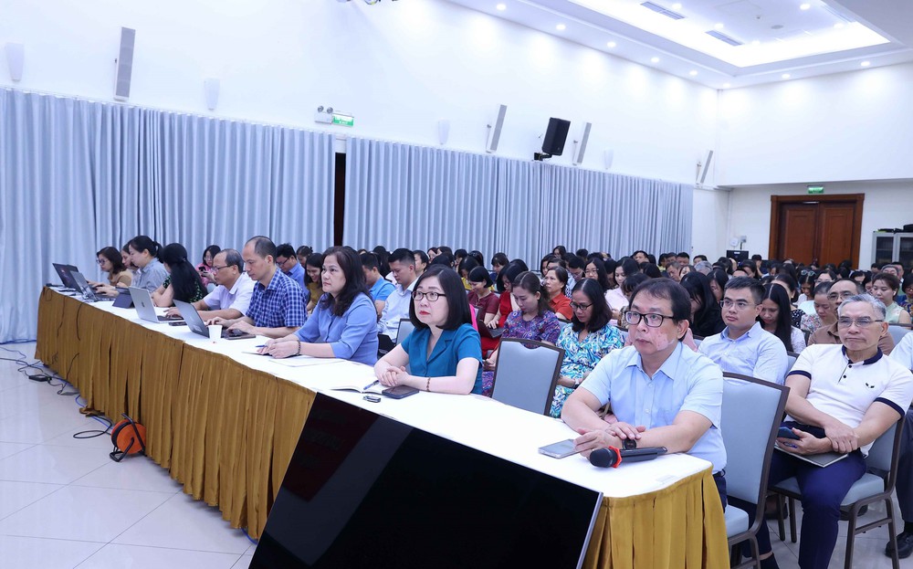 Đảng bộ TTXVN quán triệt, triển khai thực hiện Nghị quyết Trung ương 3, khóa XIV - Ảnh 9. Đảng bộ TTXVN quán triệt, triển khai thực hiện Nghị quyết Trung ương 3, khóa XIV - Ảnh 9.